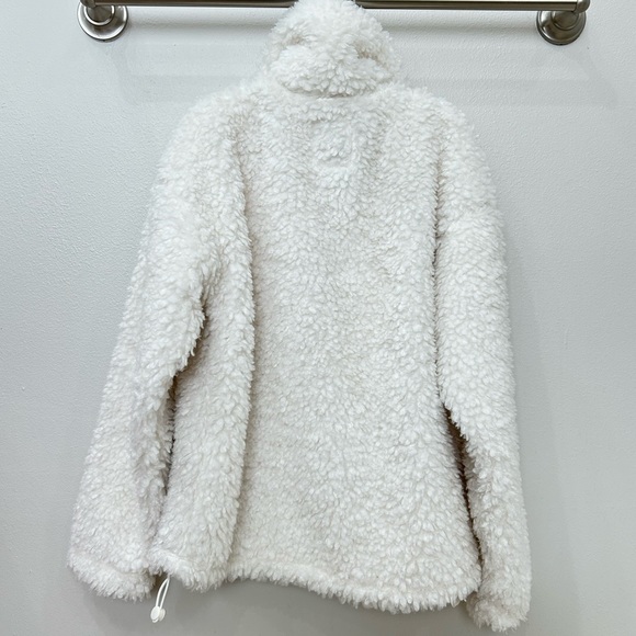 Abercrombie & Fitch Cinched
Cocoon Sherpa Half-Zip - Picture 5 of 6